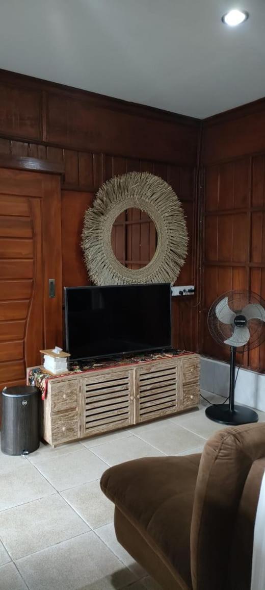 Mama Nings Beach Hotel Sekongkang Zewnętrze zdjęcie
